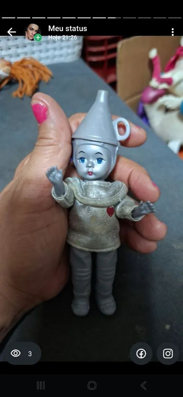 Boneca64662257309315121