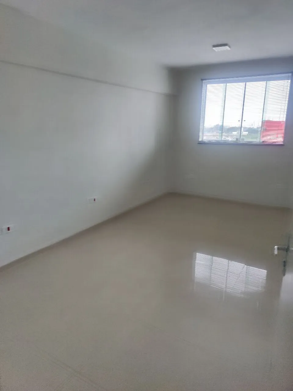 Salas comerciais e escritórios na penha