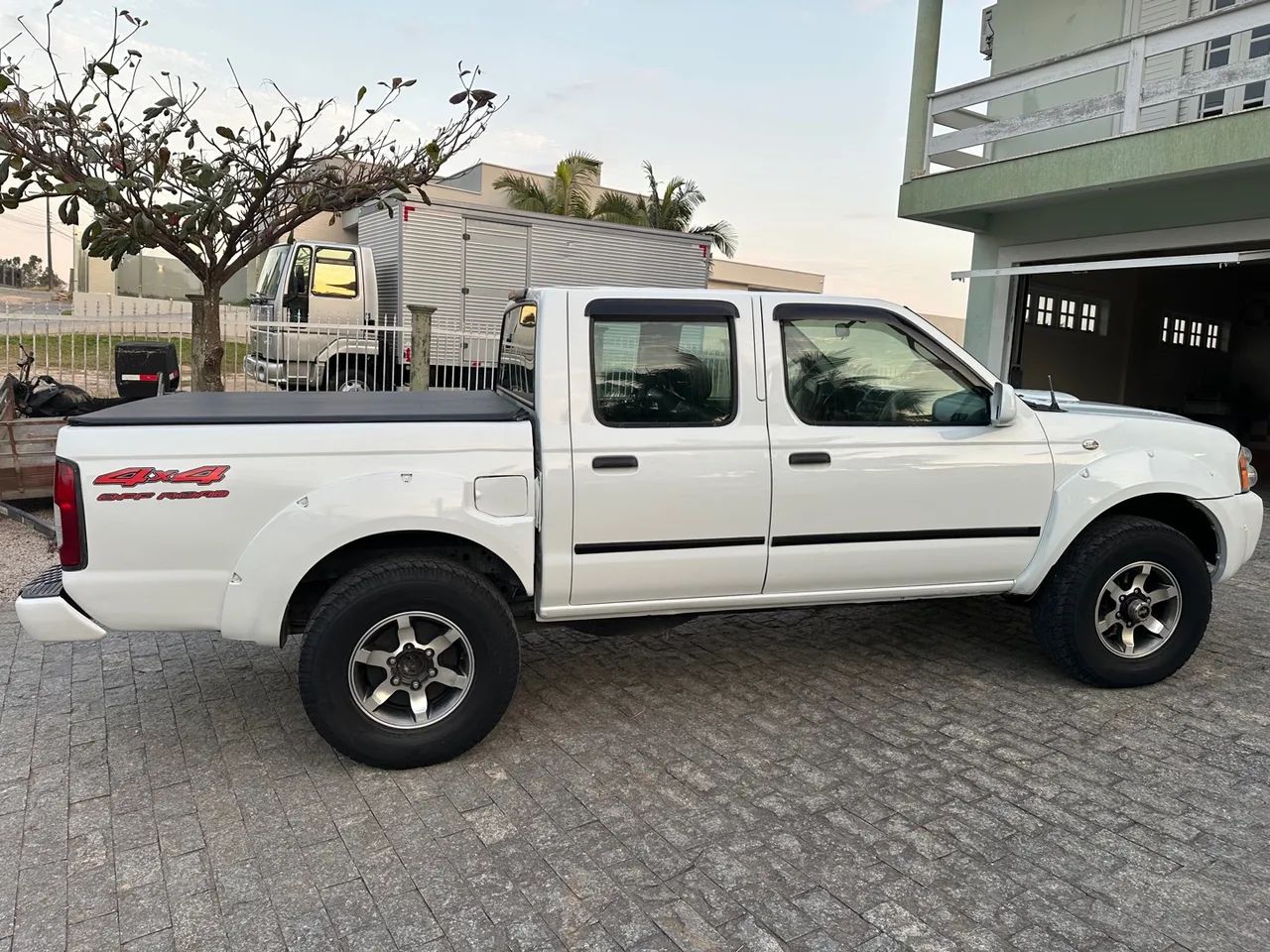 Nissan Frontier SE 2.8 Mwm 4x4 - Foto 6
