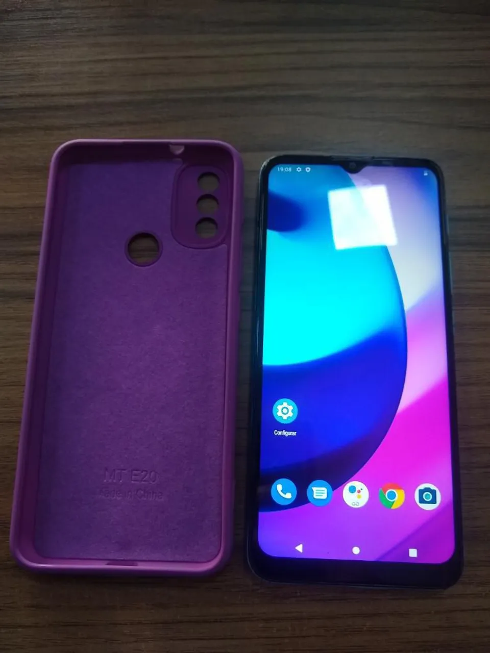 MOTO E 20