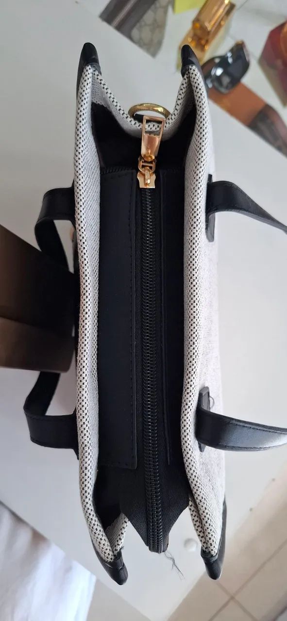 Bolsa Burberry cinza nova - Foto 3