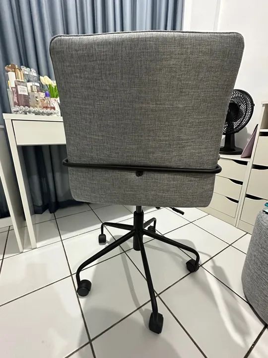 Cadeira de Escritório Giratória com Rodas - Foto 4