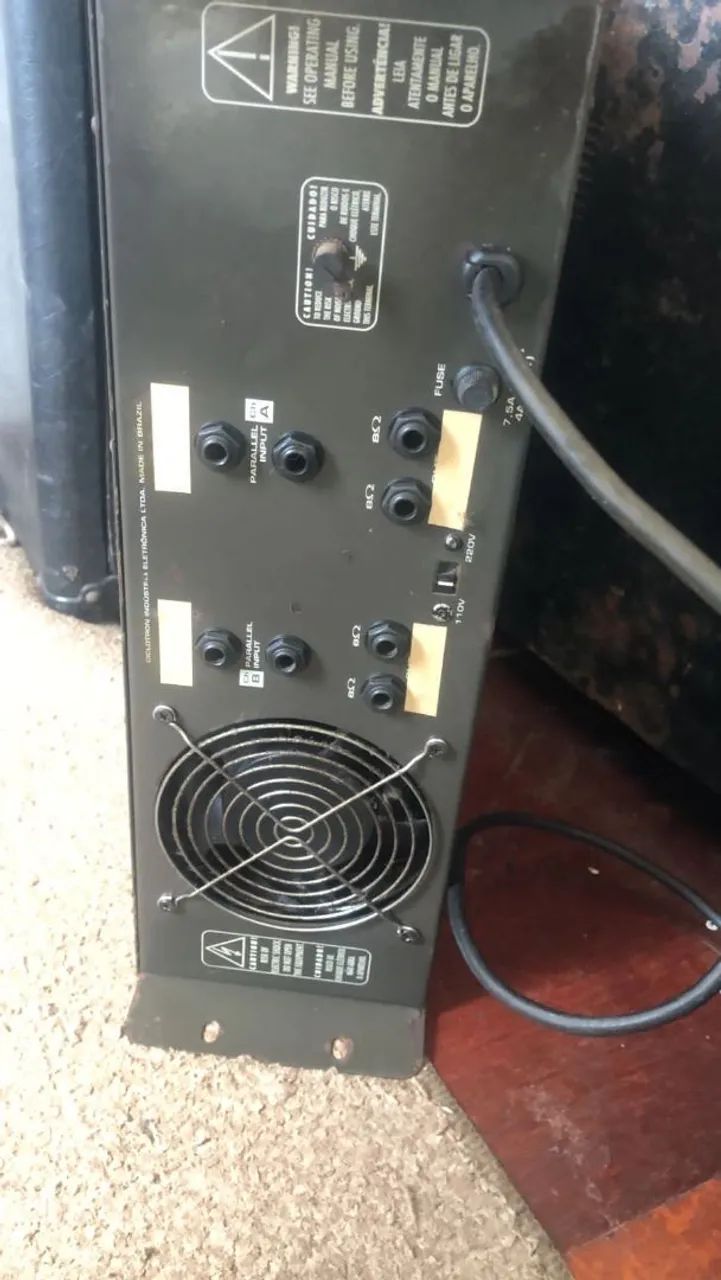 Amplificador Wattsom DBS 2000 - Foto 2