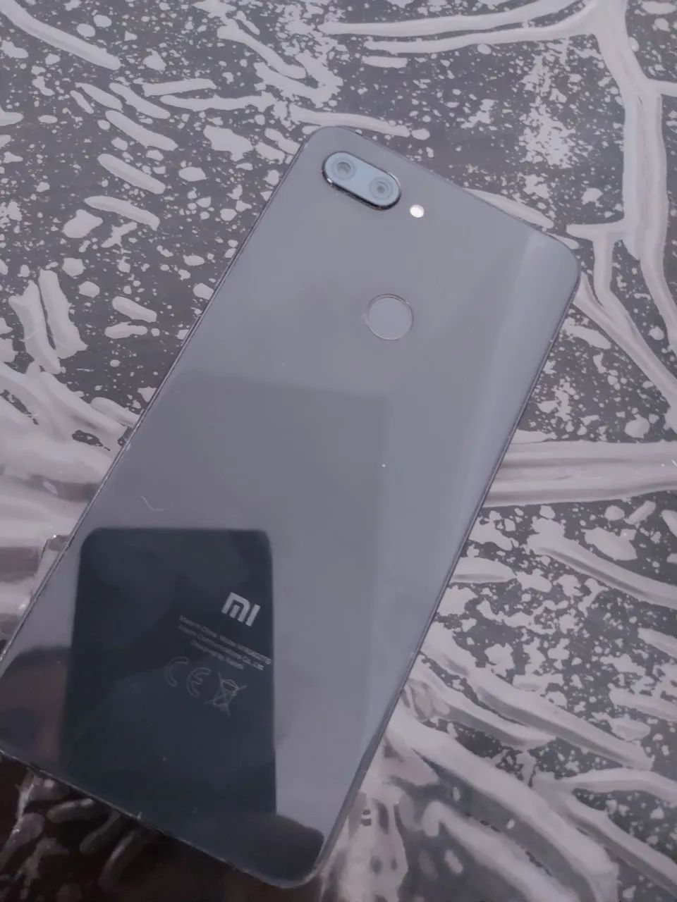 Celular XIAOMI 8 lite - Foto 3