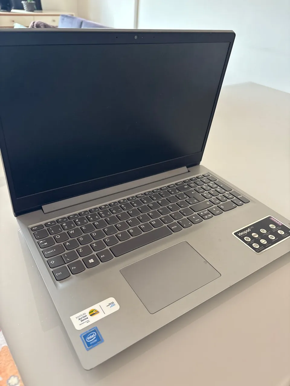 Notebook Lenovo Ideapad - Desempenho e Design