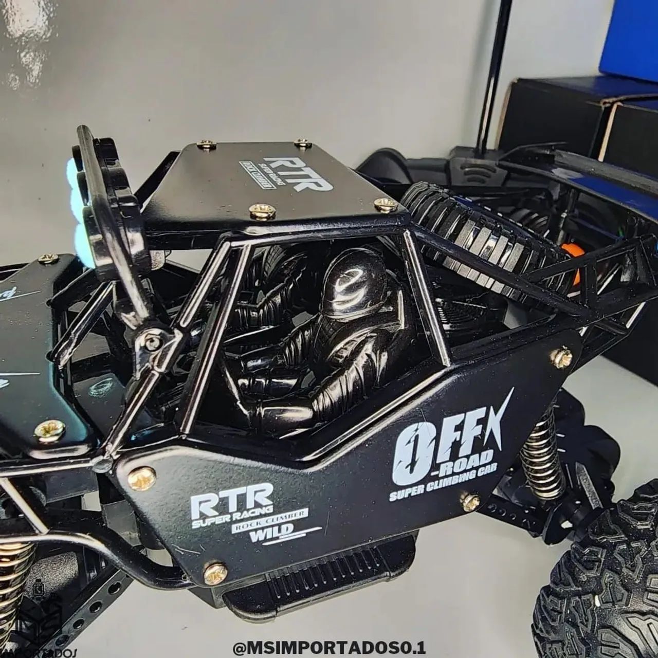 CARRO DE CONTROLE REMOTO OFF-ROAD COM LED, METAL - Foto 3