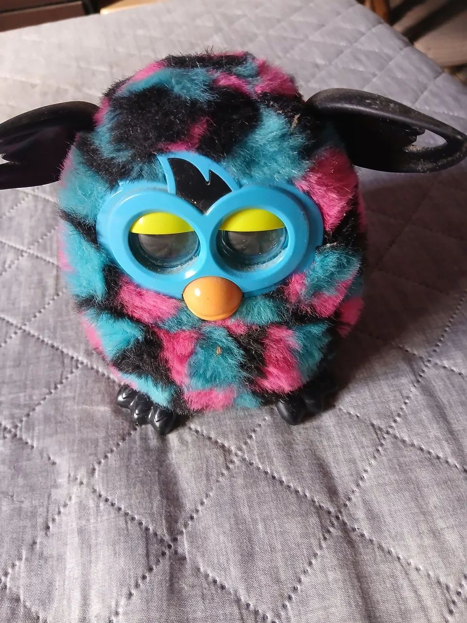 Furby Clássico - Cores Vibrantes!