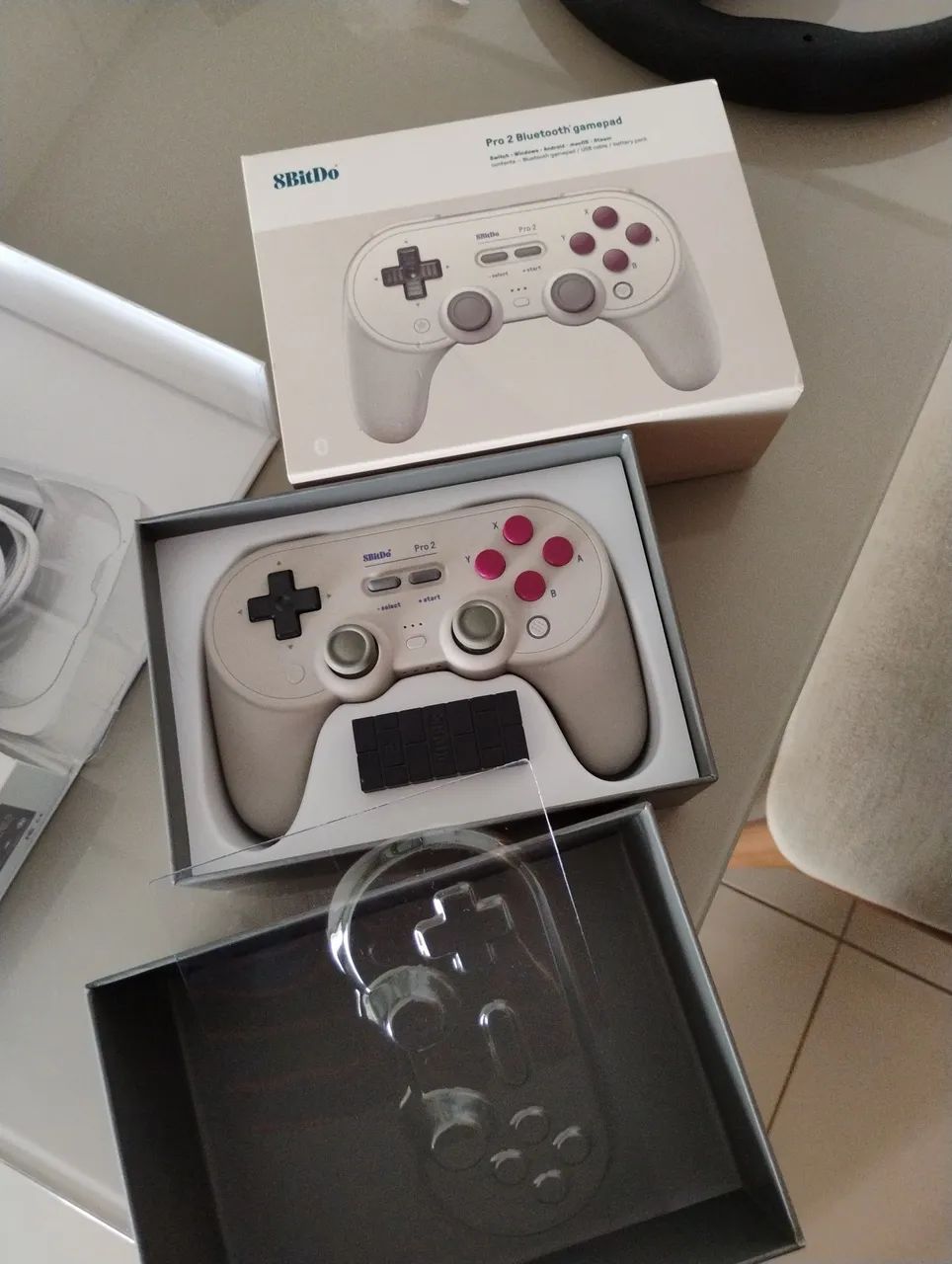 Controle 8BitDo Pro 2 para Nintendo Switch, PC e Android