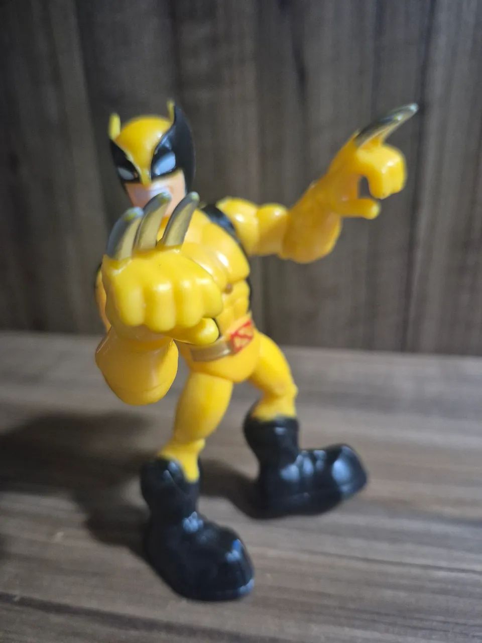 Boneco Wolverine da Marvel Super Heroes Adventures - Foto 2