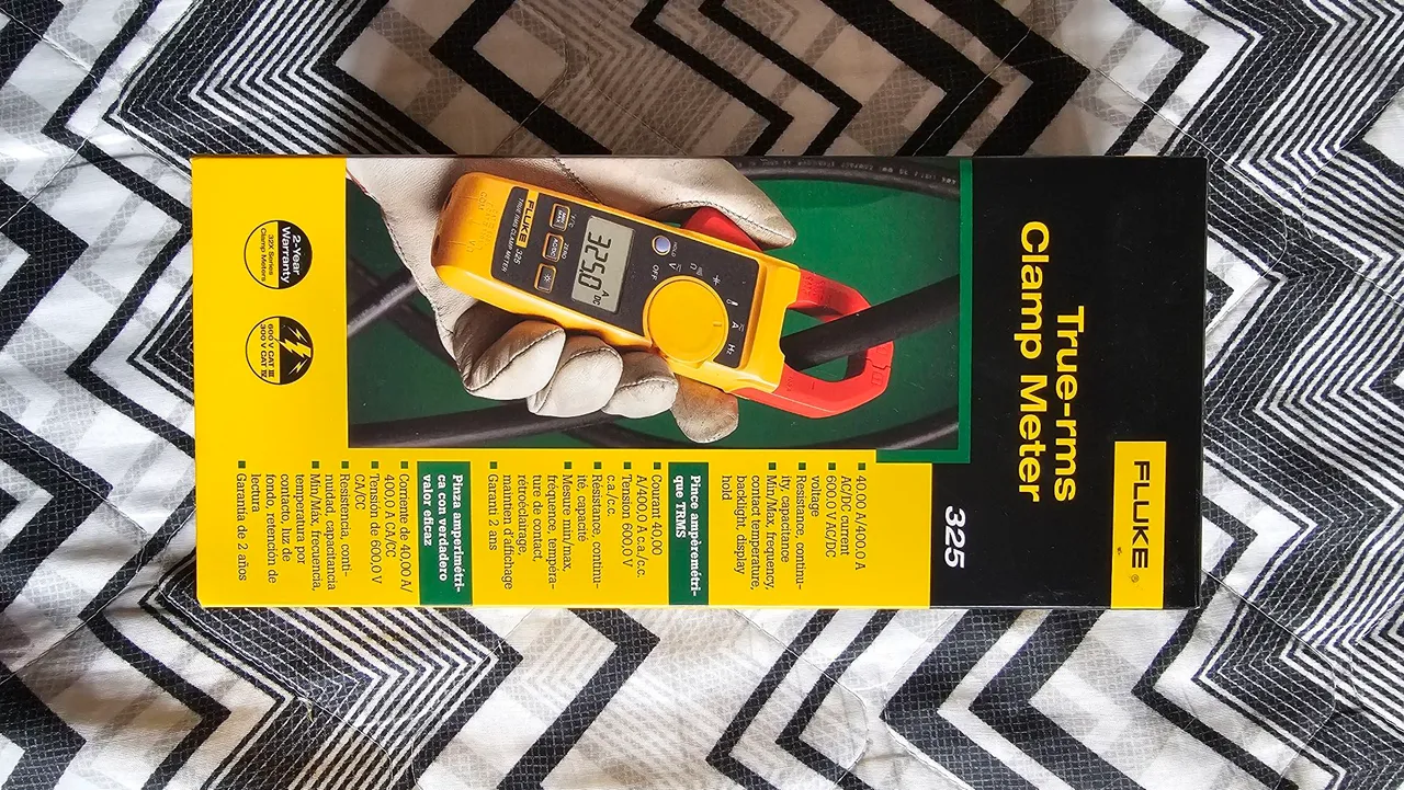 Multímetro True-rms Clamp Meter Fluke 325