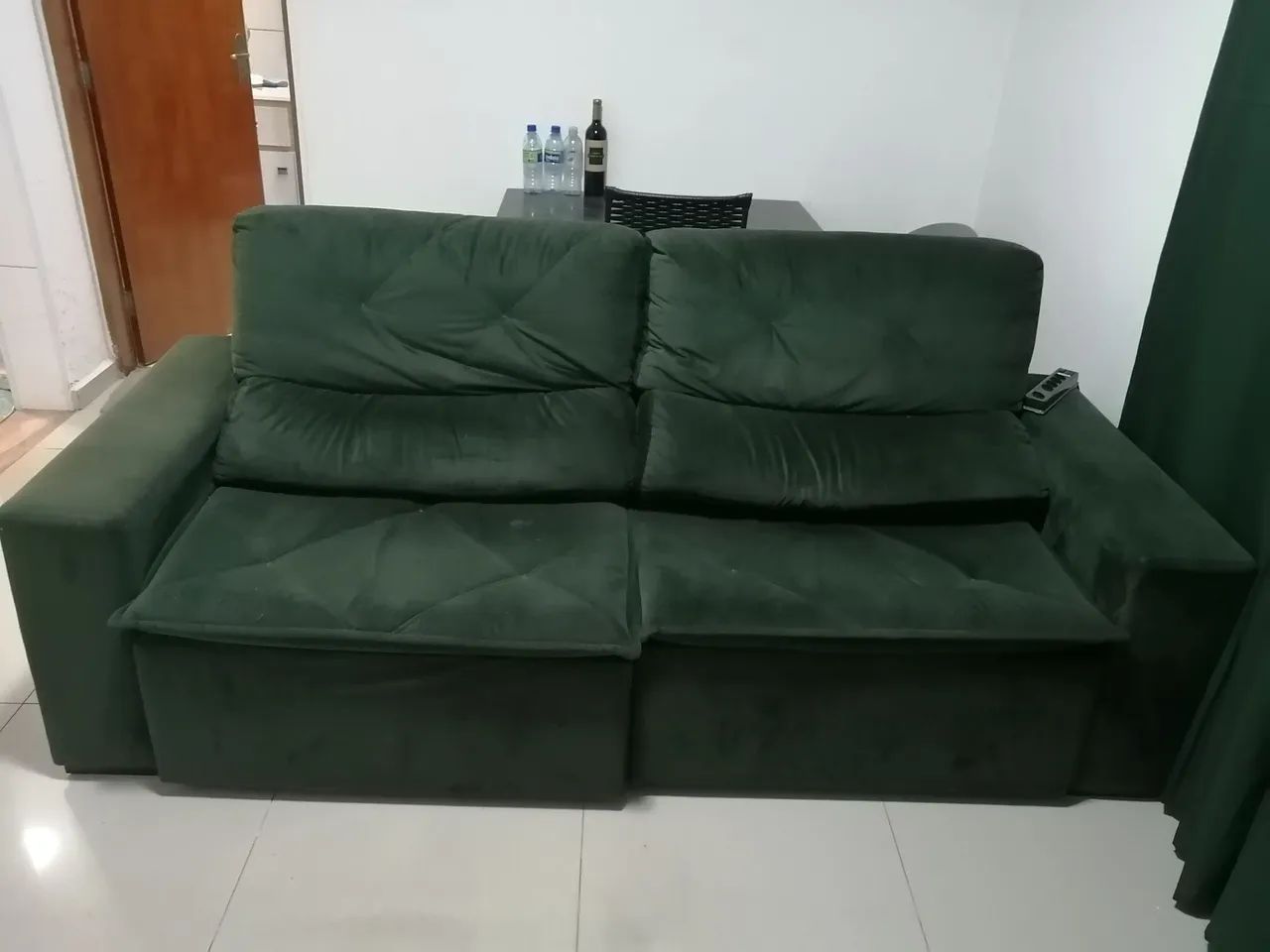 Sofá de sala retrátil Verde Escuro + mais cortina  - Foto 2