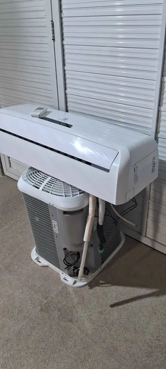 Escolha o seu e saia do calor hoje mesmo...12.. 18 e 30 mil btus semi novos - Foto 6