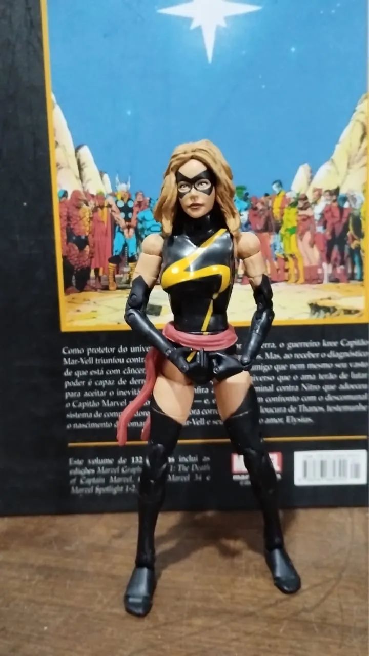 Marvel lengends miss Marvel 