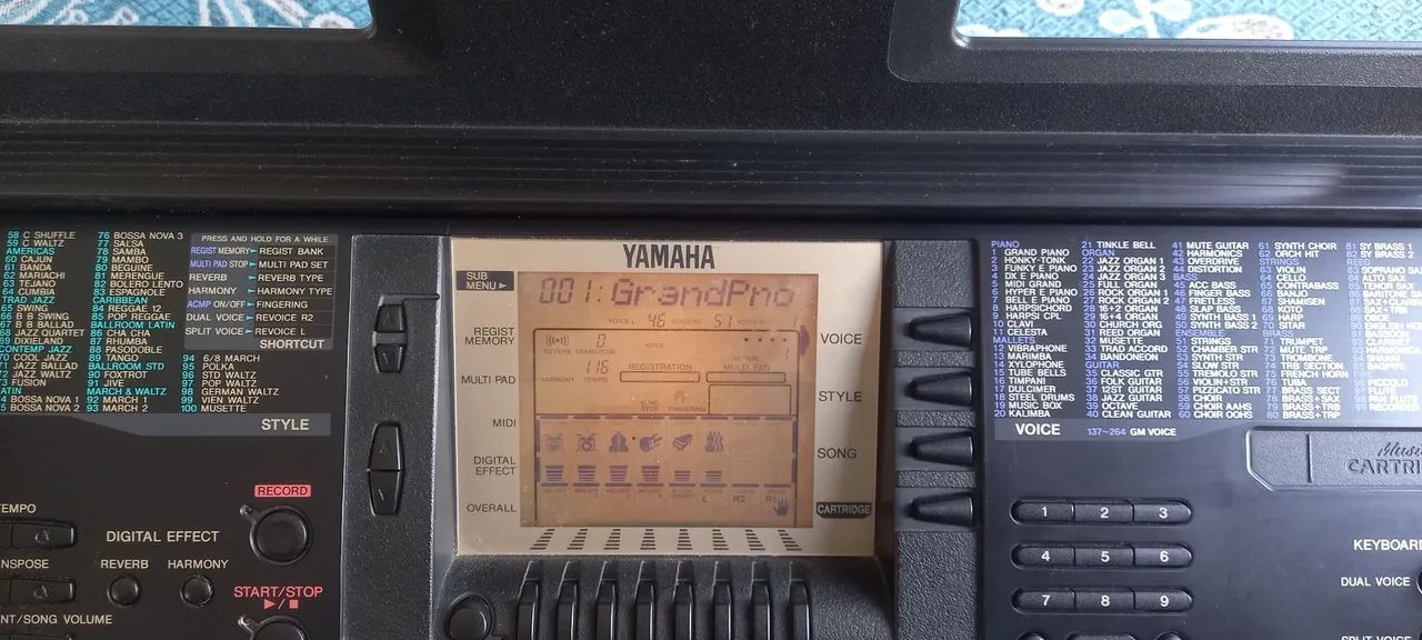 Teclado Yamaha PSR 330 - Foto 2