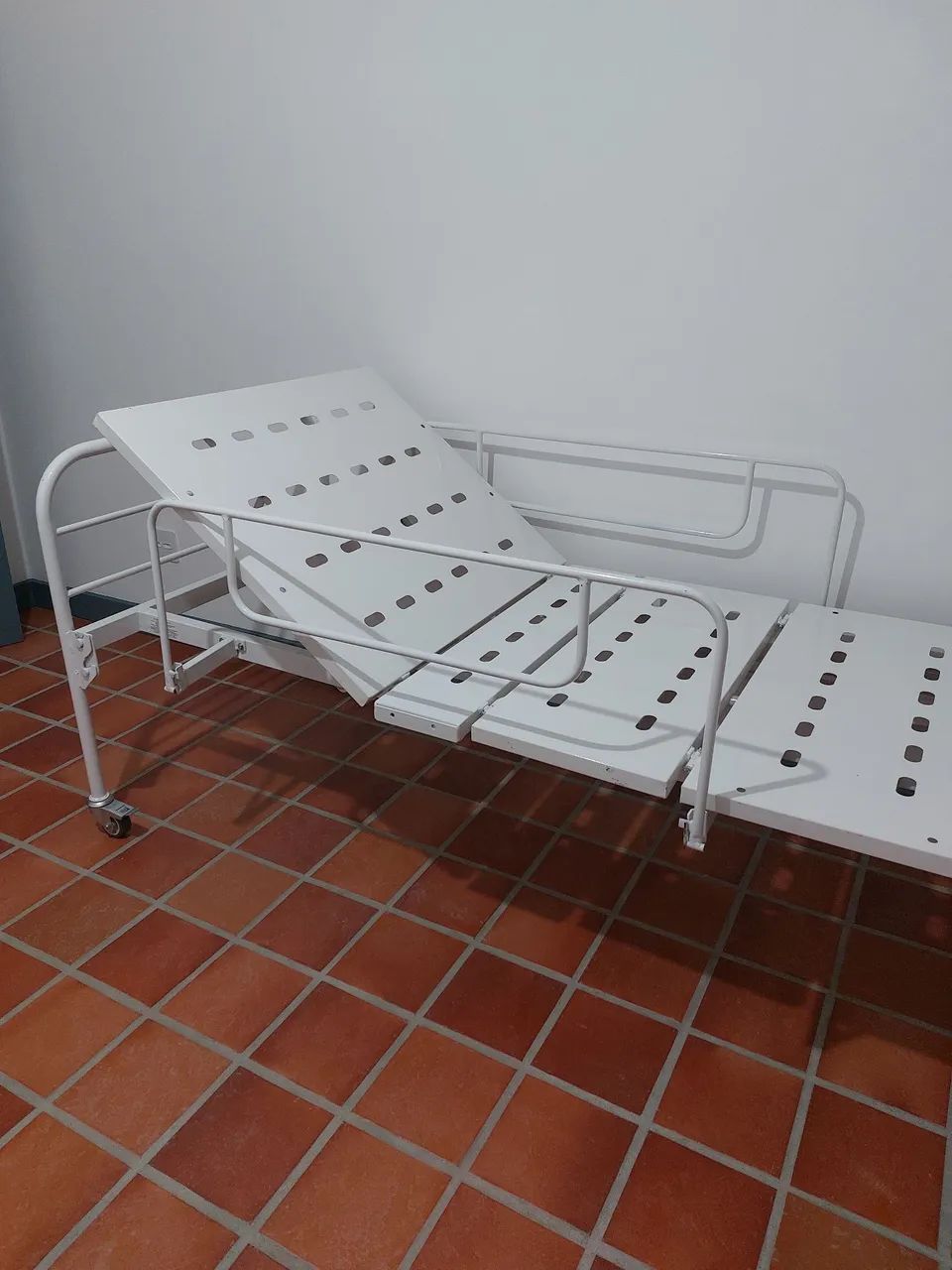 Cama hospitalar 