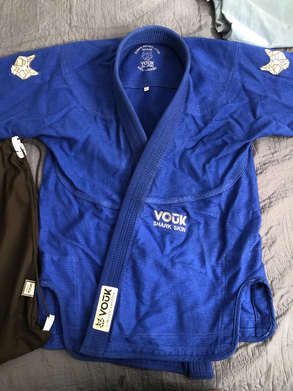 Kimono vouk shark 