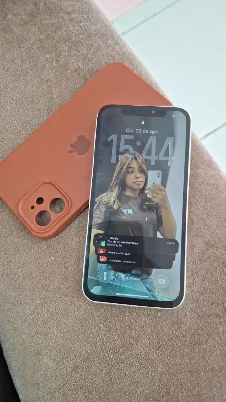 iPhone 12 128gb