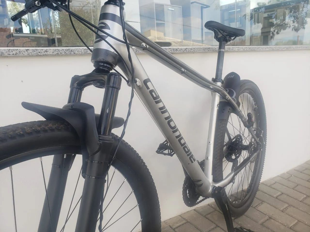 Bicicleta Cannondale Carbon MT Aro 29 M - Foto 2