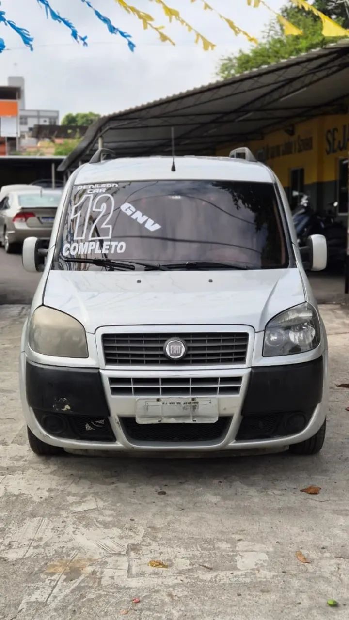 Fiat Doblo ESSENCE 1.8 16V FLEX 2012