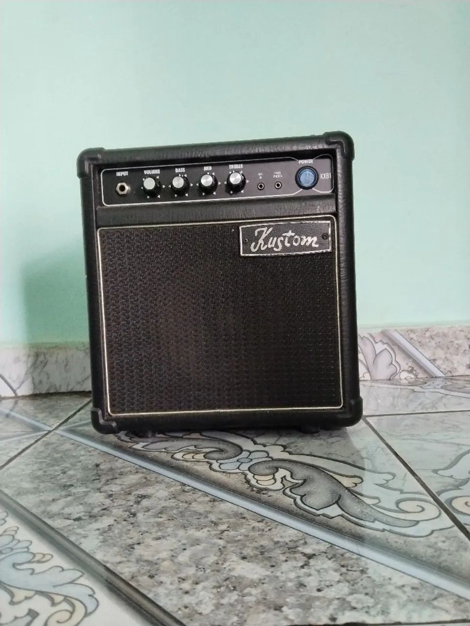 Caixa Kustom 