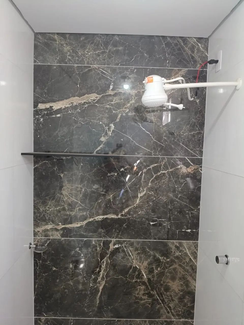 Kitnet próximo ao Bretas da T2 - Foto 2