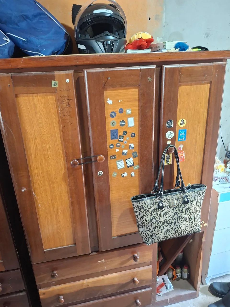 Vendo Guarda roupa 