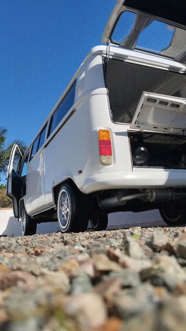 Volkswagen Kombi Standard/ Luxo/ Serie Prata 1999