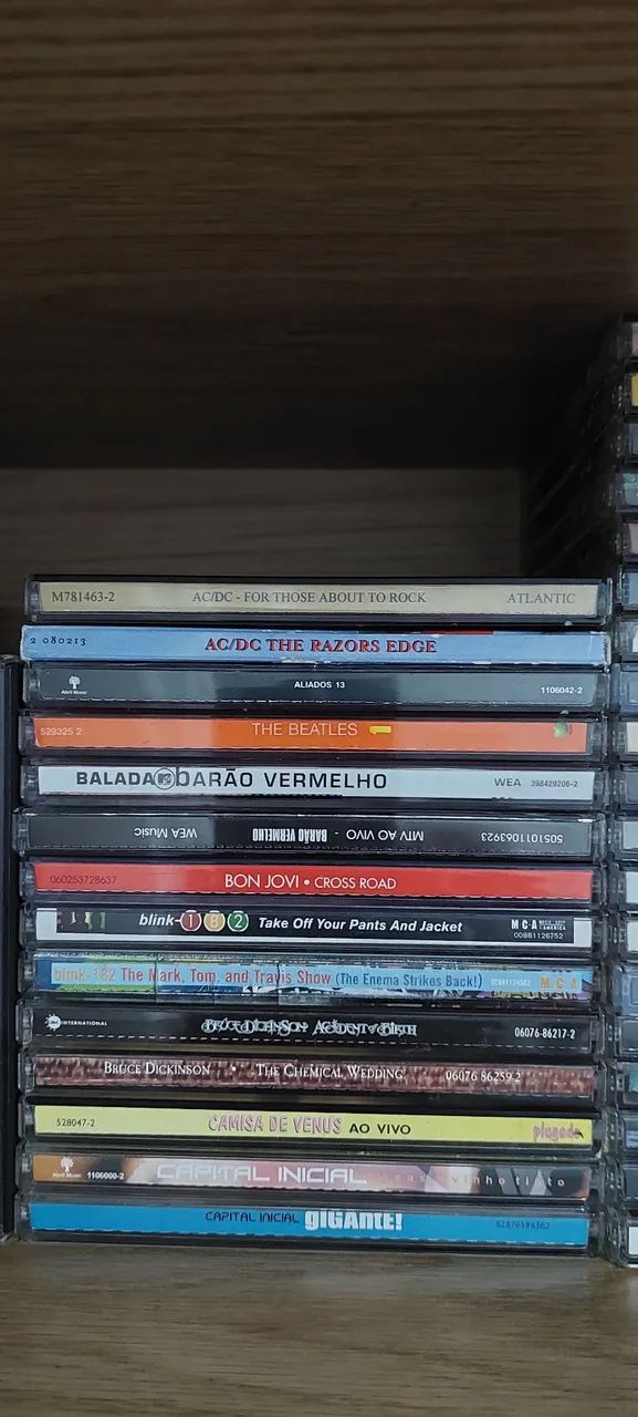Coleção Cds e Dvds Originais Rock Nacional e Importado.