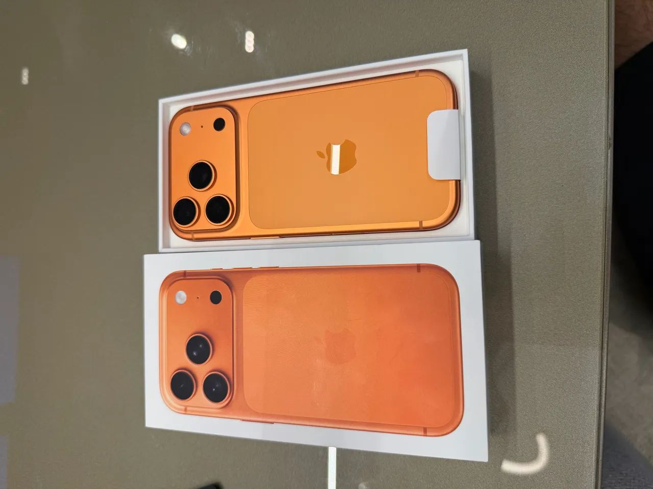 Iphone 17 pro 1- TB  - Foto 4