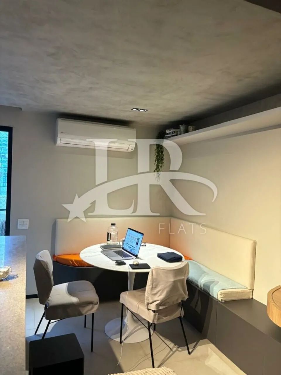 LR Flats - Apartamento de 2 quartos mobiliado em Moema com serviços inclusos. - Foto 3