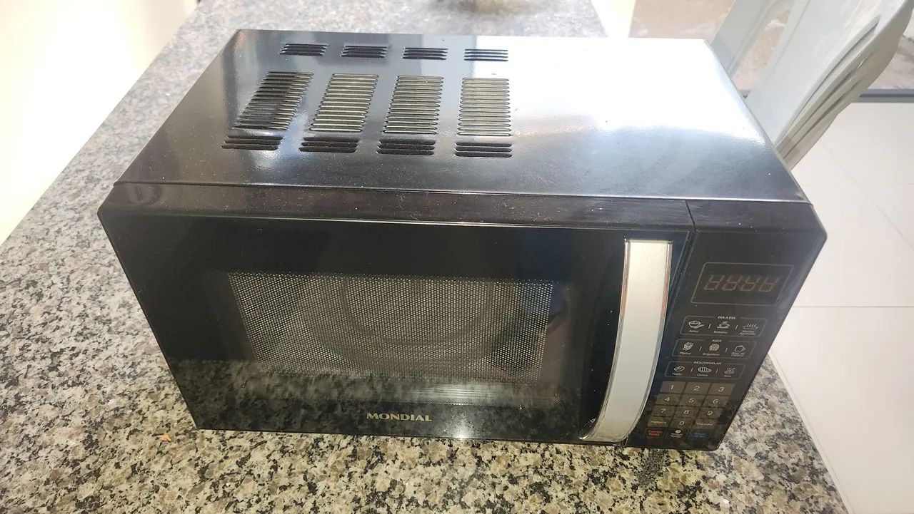 Vendo micro-ondas em bom estado  - Foto 2