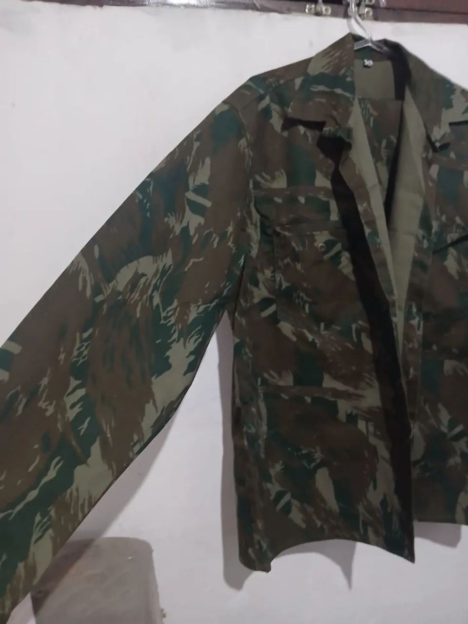 Gandola com calça do exército 
