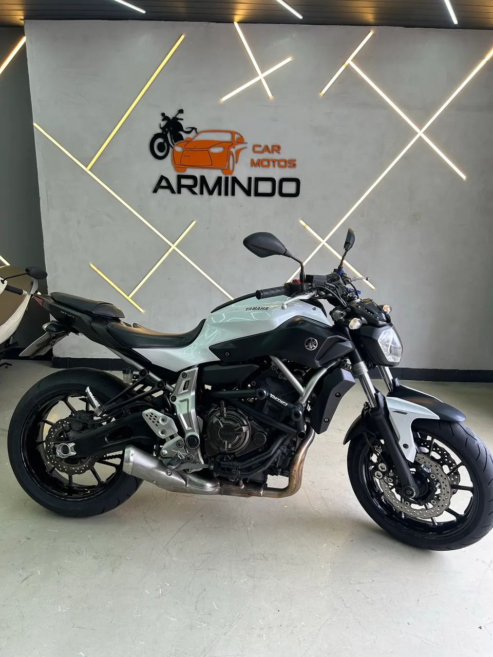 YAMAHA MT-07 ABS