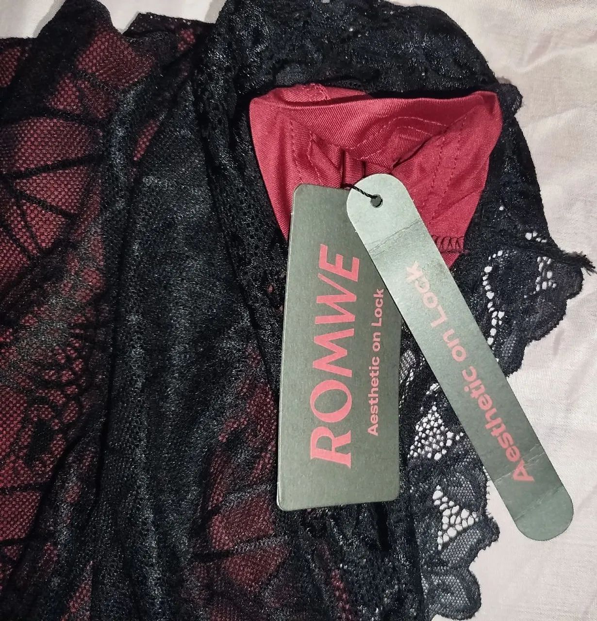Vestido camisola gótico ROMWE novo - Foto 5