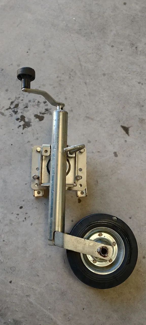 Vendo roda guia pra carretinha  - Foto 2