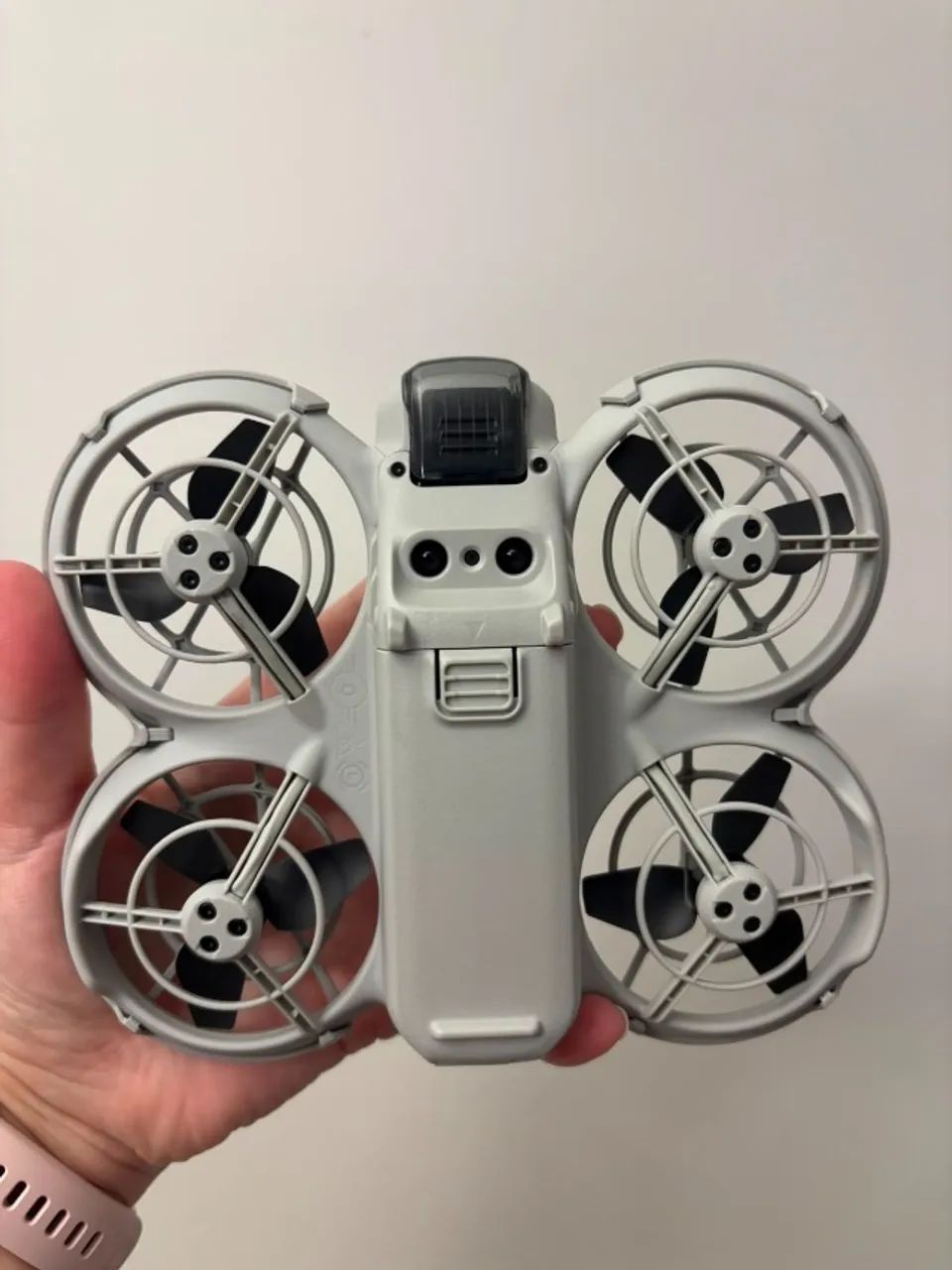 DJI Neo Drone - Praticamente Novo | Completo na Caixa - Foto 3