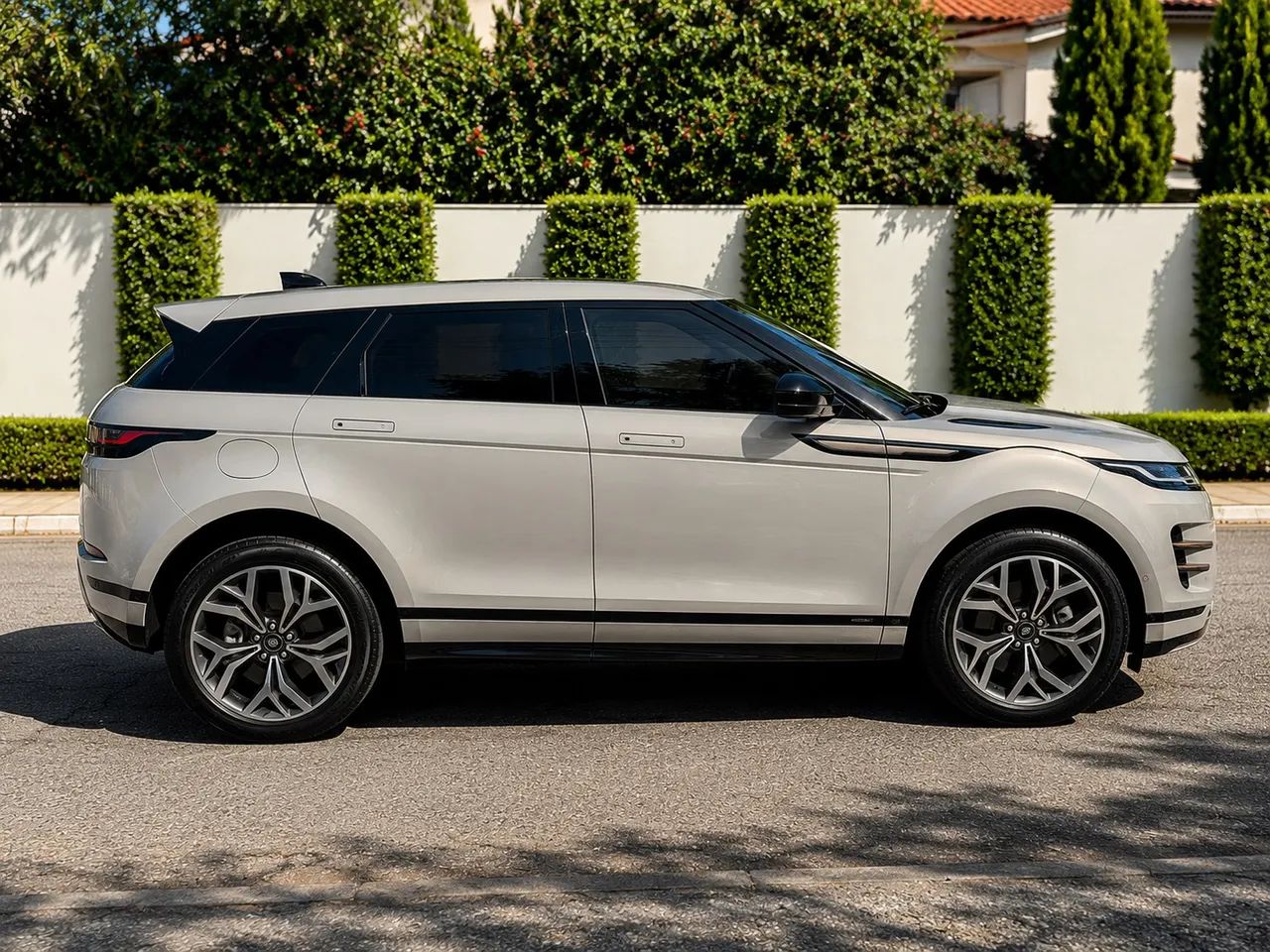 Land Rover Range Rover Evoque 2023