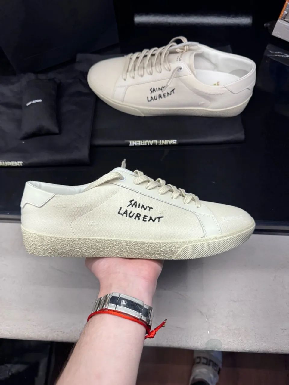 Saint Laurent  - Foto 2