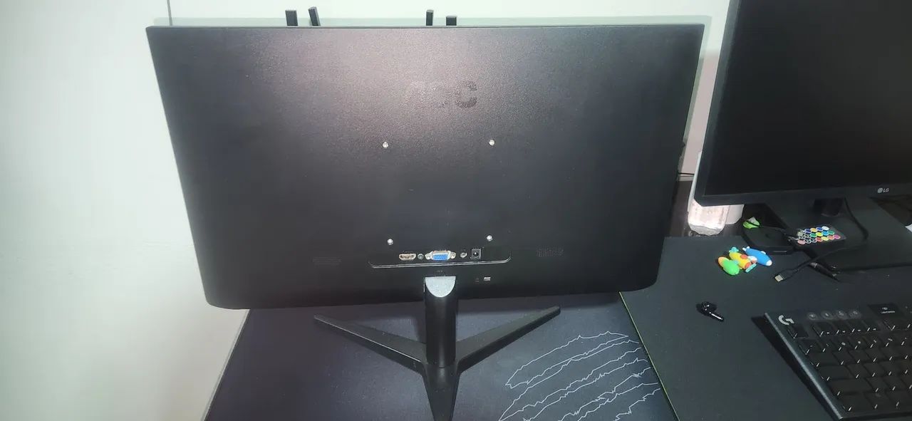 Monitor AOC 21.5 FULL HD - HDMI - Foto 5