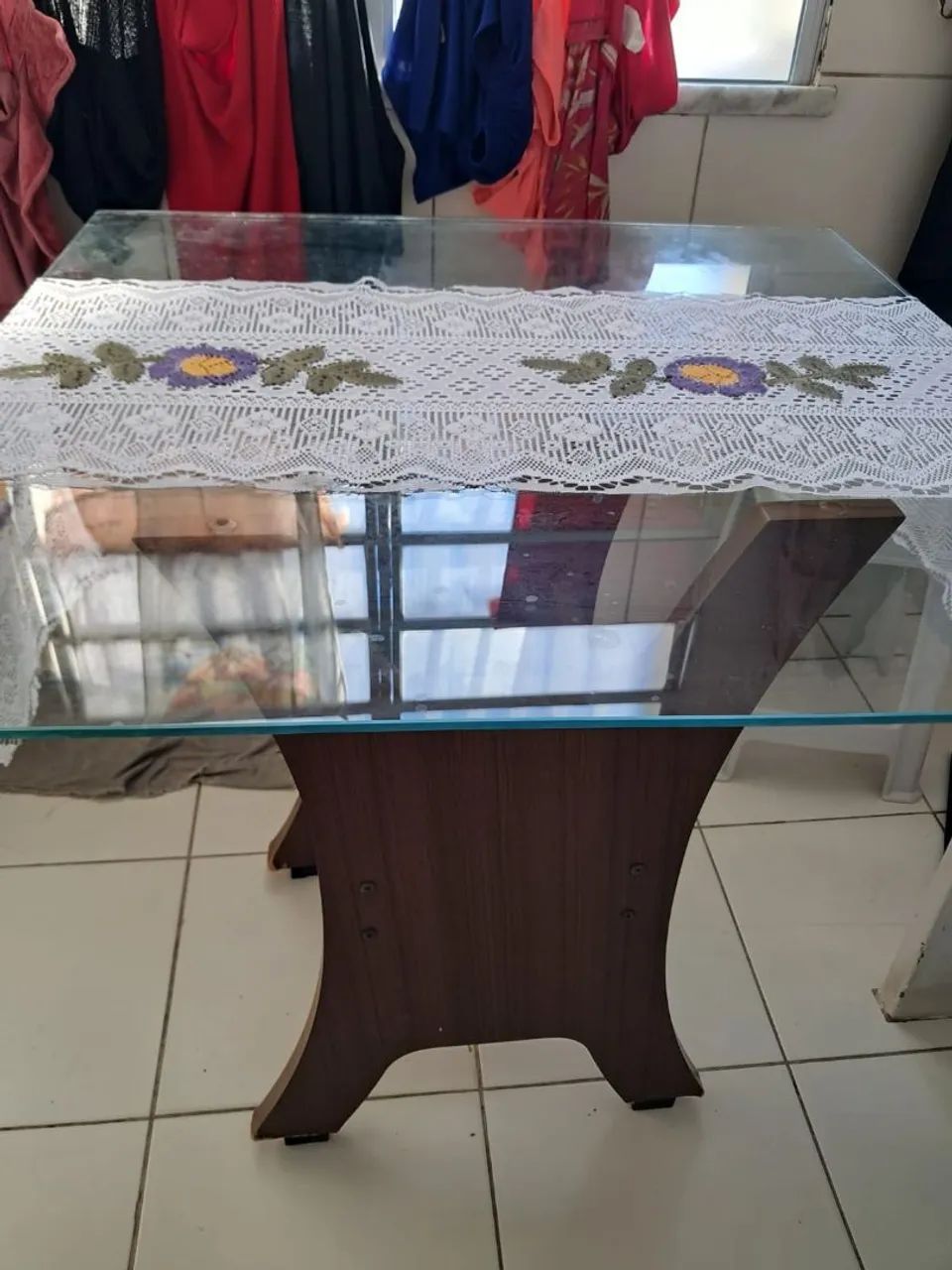 Só a mesa