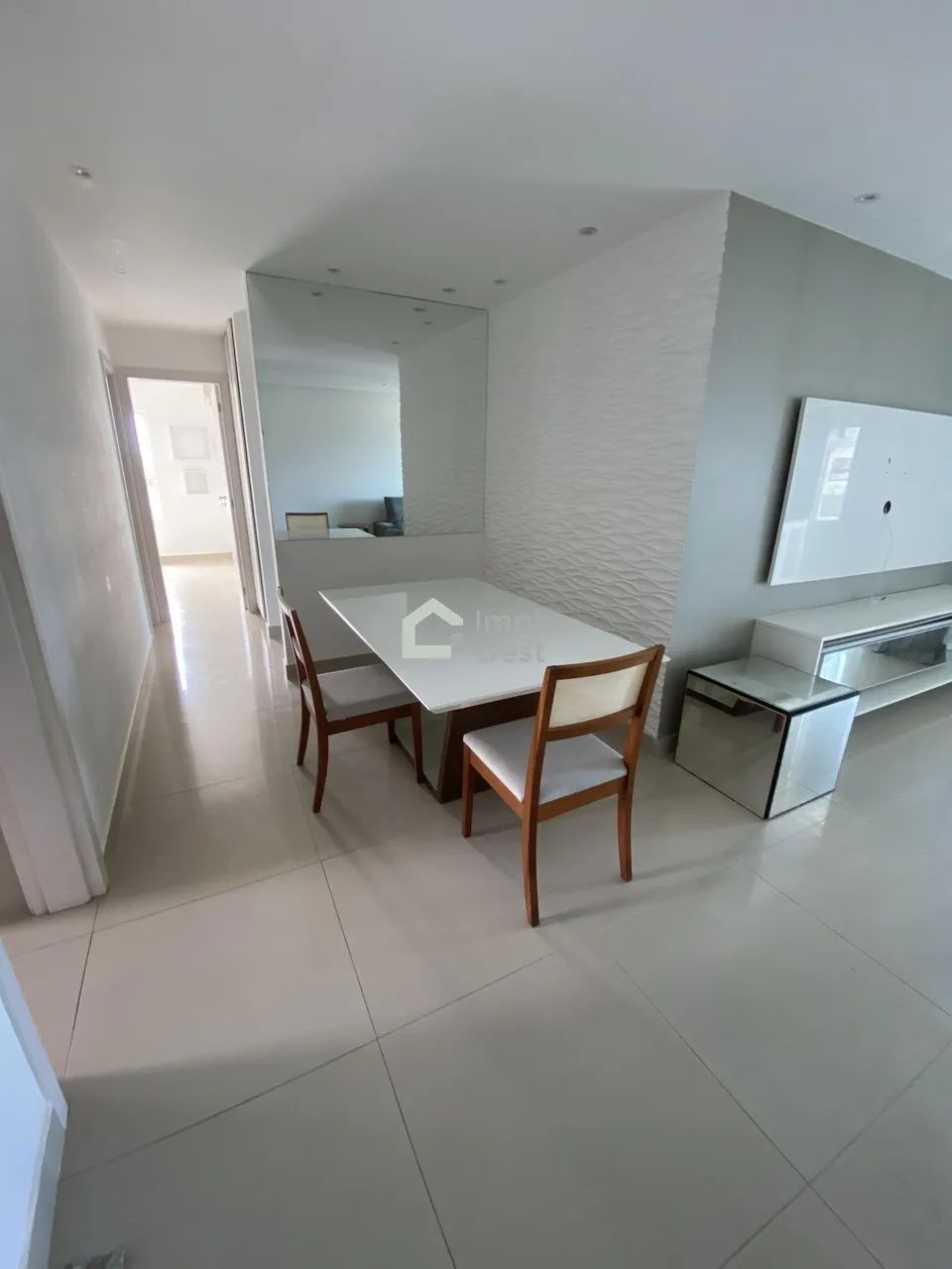 Apartamento Impecável em cidade verde SEMI-MOBILIADO - Foto 2