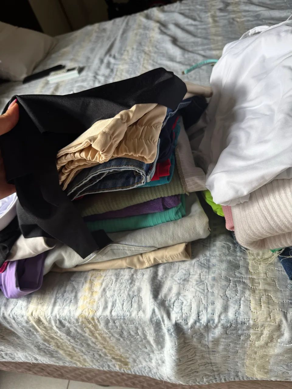 Mais de 50 peças de roupas  - Foto 2