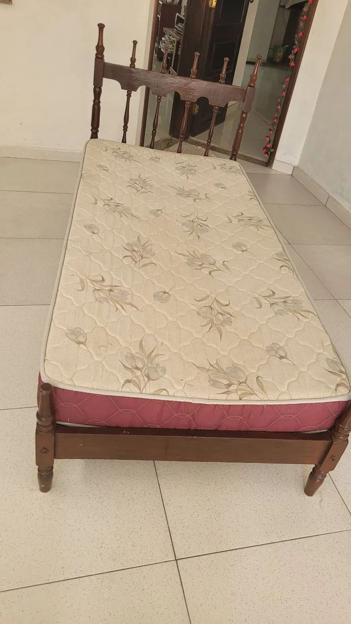 Cama de solteiro em acapu - Foto 2