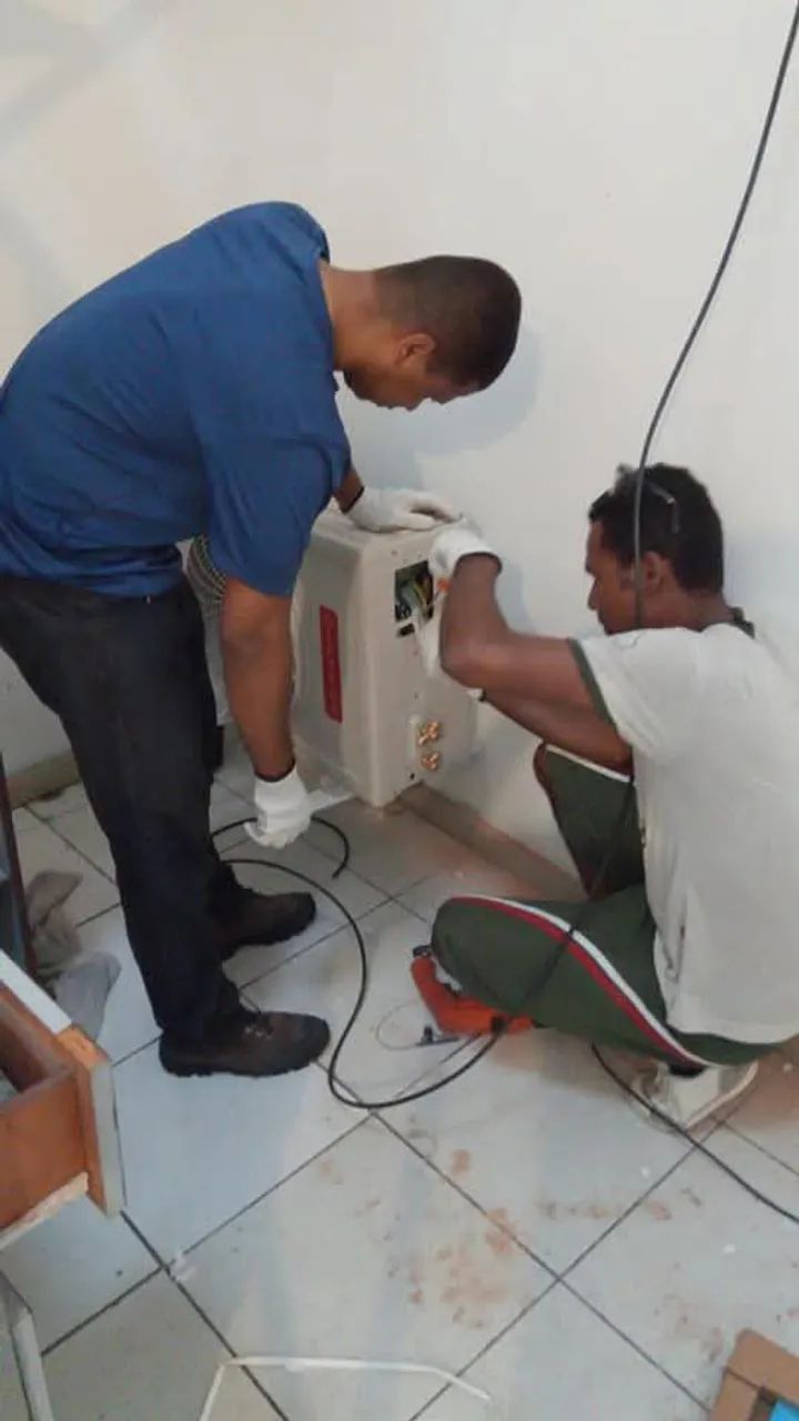 Técnico em refrigeração ZAP *00