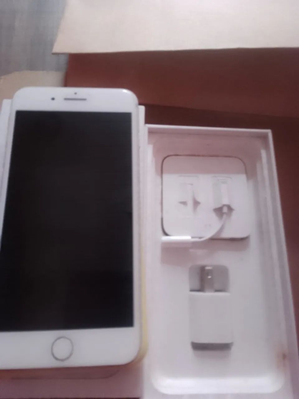 Iphone 8 Plus 64 G Cor Branca - Foto 2