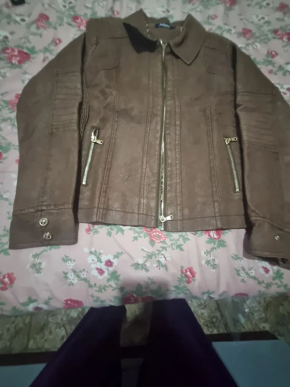 Jaqueta de couro  P 38-40