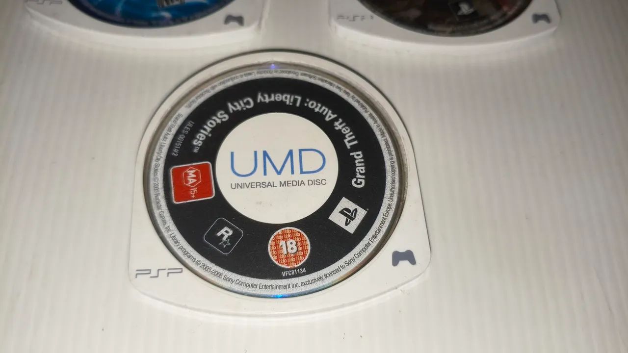 3 JOGOS PSP  - Foto 3