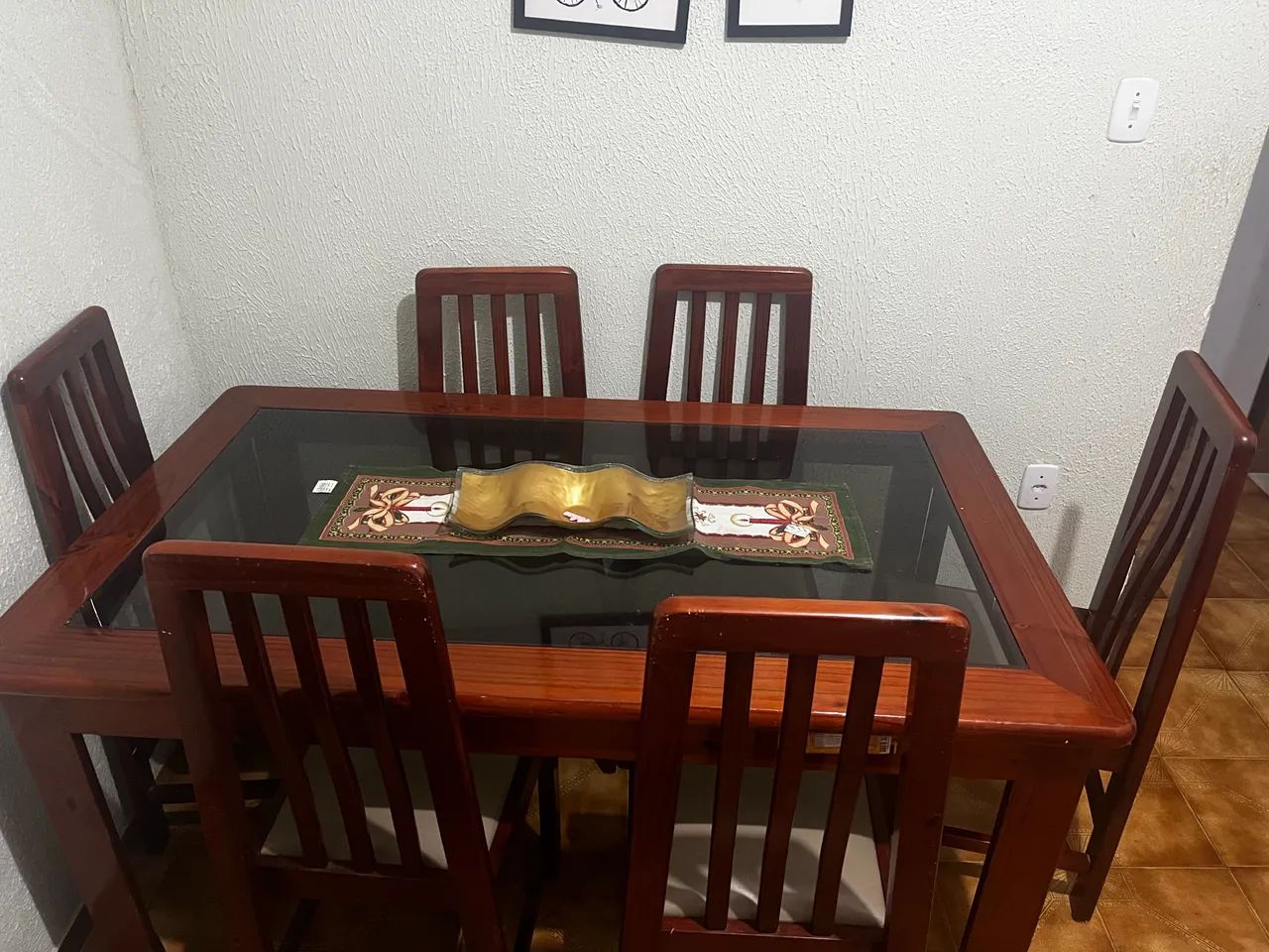 Mesa de jantar mais aparador - Foto 3