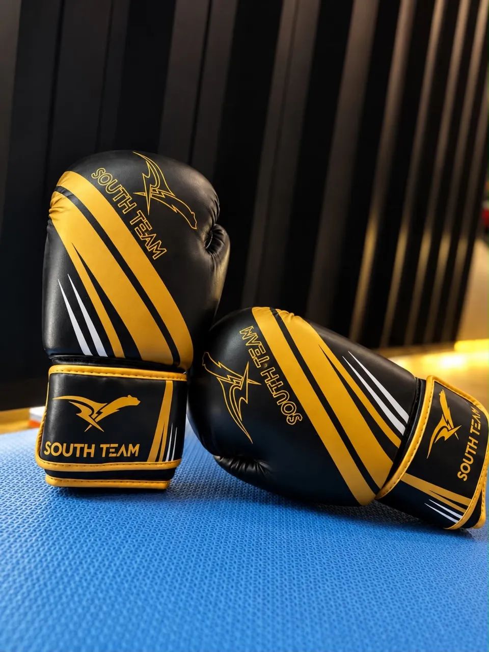 LUVA (BOXE - KICKBOXING - MUAY THAI) dividimos em até 10x