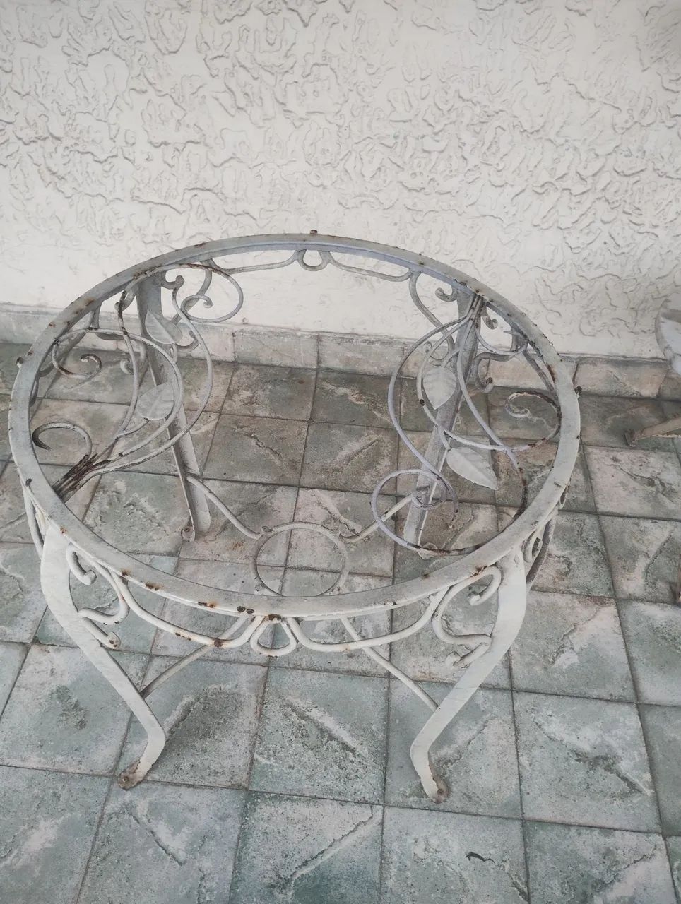 Mesinha retrô de ferro.  - Foto 3